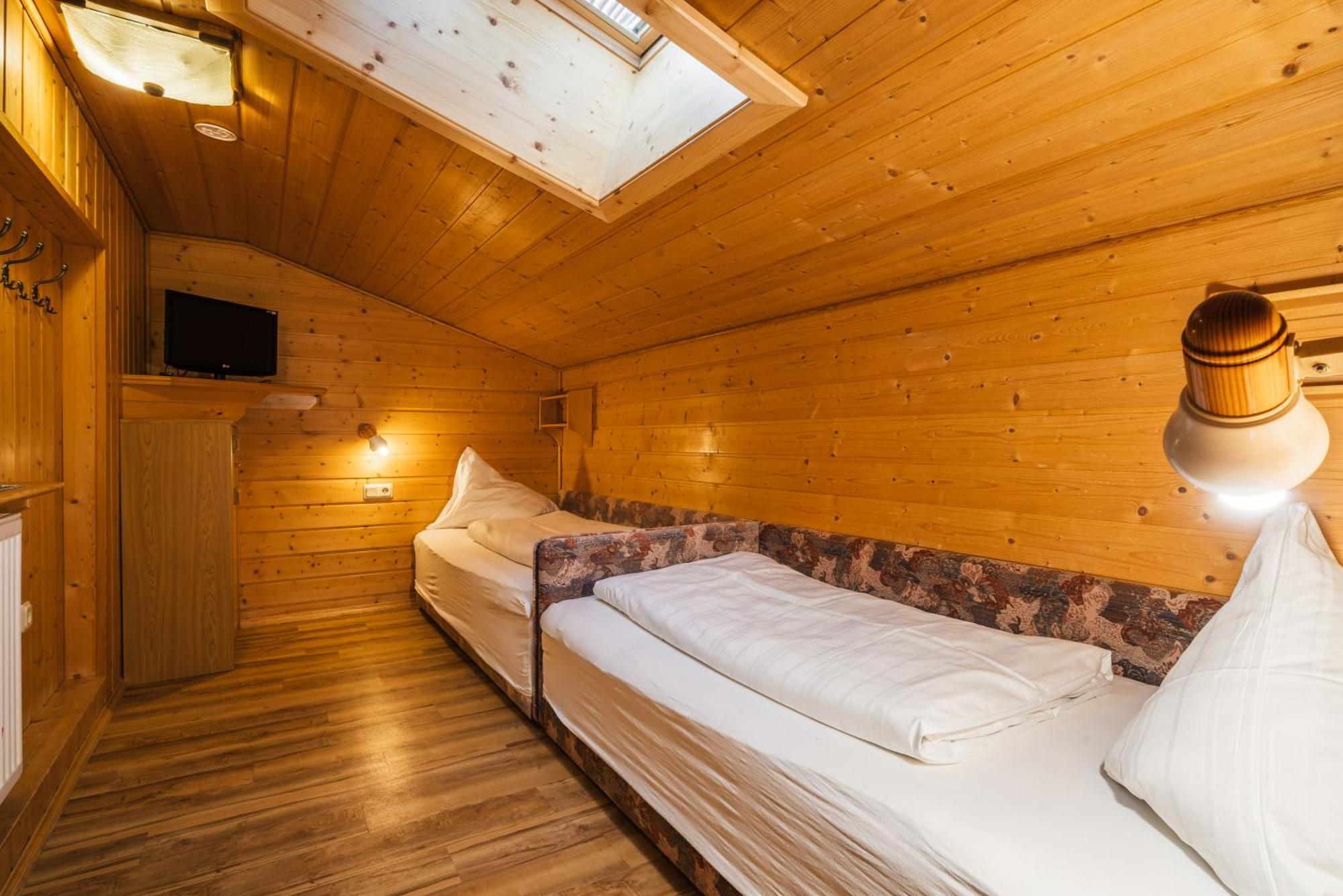 Appartementanlage Thermenblick Ski In & Ski Out Bad Kleinkirchheim Luaran gambar