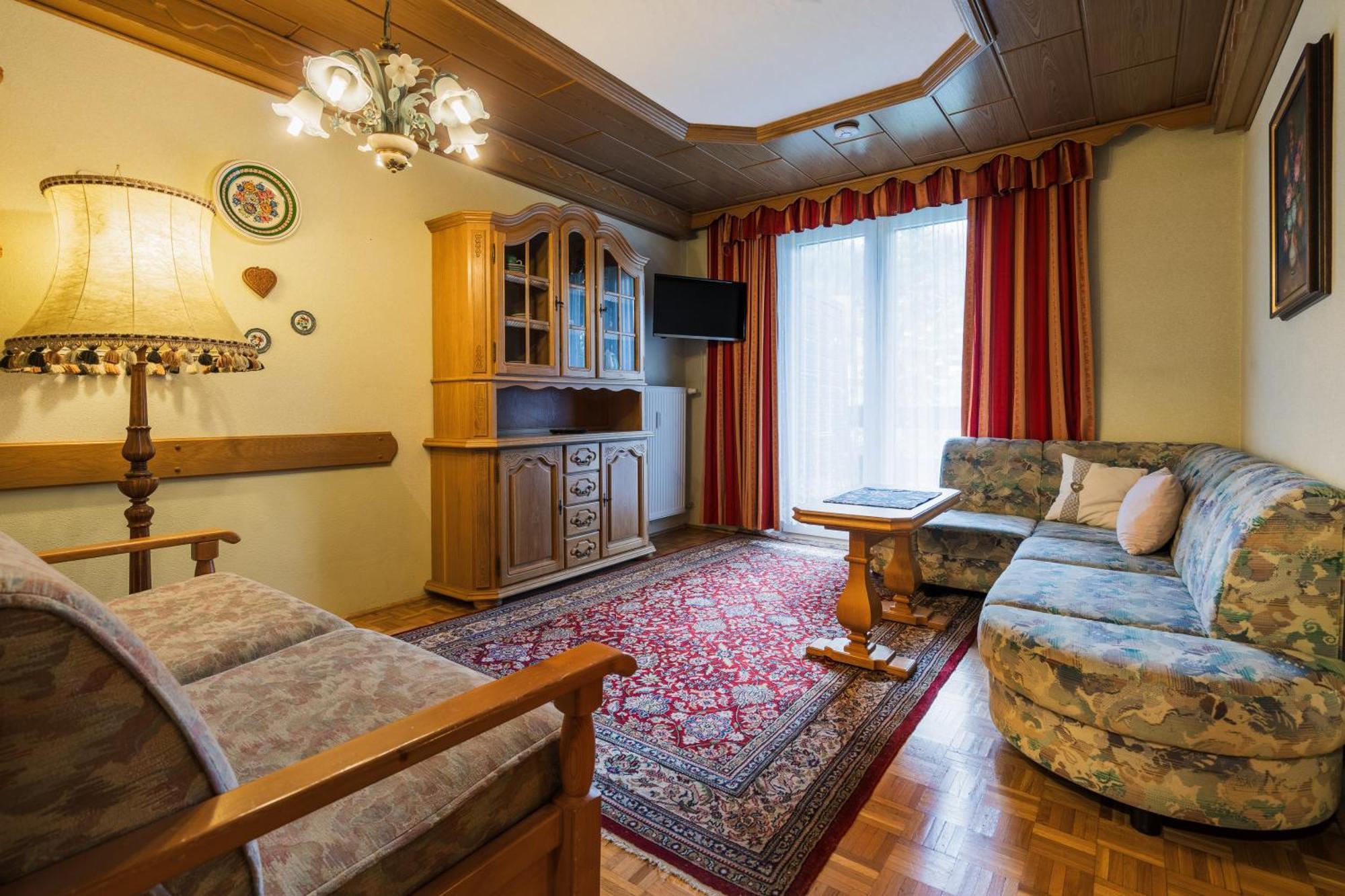 Appartementanlage Thermenblick Ski In & Ski Out Bad Kleinkirchheim Luaran gambar