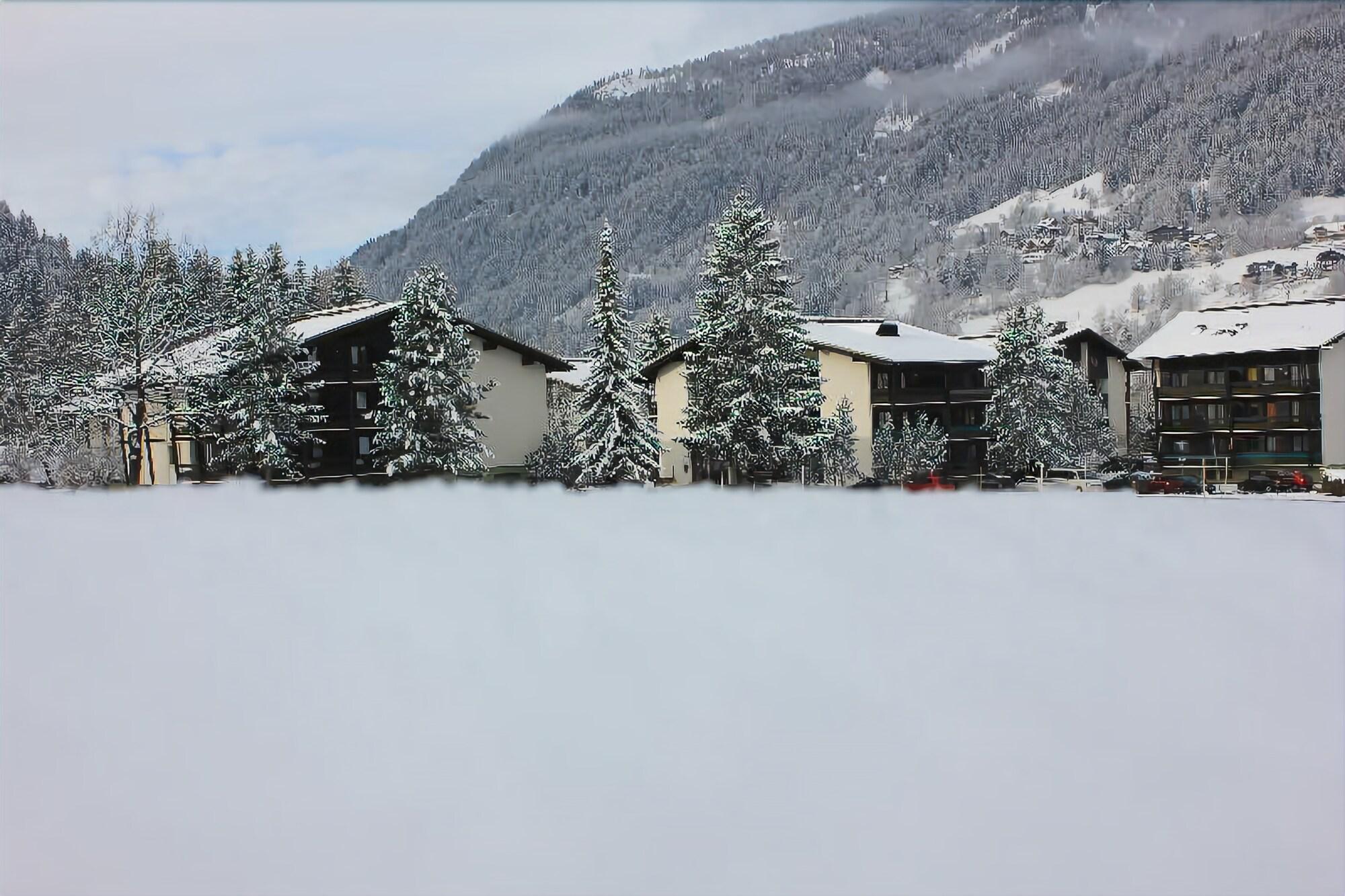 Appartementanlage Thermenblick Ski In & Ski Out Bad Kleinkirchheim Luaran gambar
